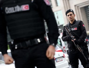 25 ύποπτοι υπό κράτηση στην Κωνσταντινούπολη για σχέσεις με τον ISIS